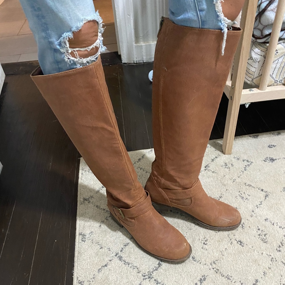 Brown boots